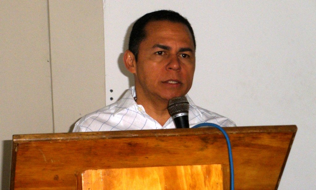 Alcalde Remberto Cruz Presidente del Comité Organizador